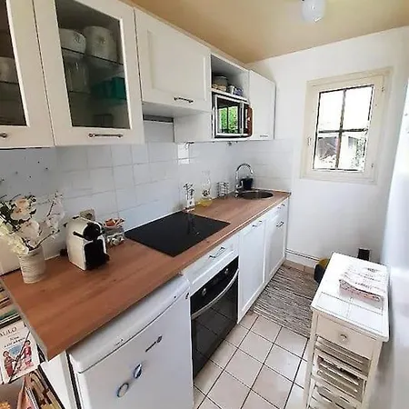 Charment De 45 M2 Renove Et Moderne Alpstuga *