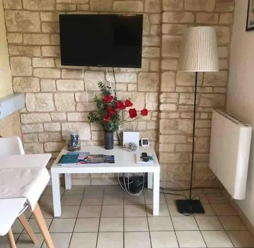 Charment De 45 M2 Renove Et Moderne * ヴィレ・シュル・メール