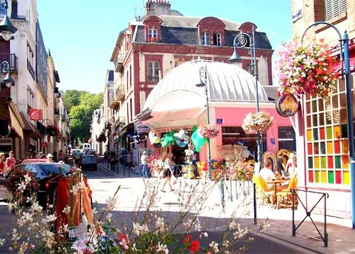 Charment De 45 M2 Renove Et Moderne シャレー ヴィレ・シュル・メール