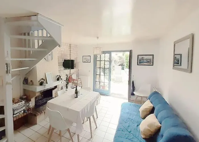 Charment De 45 M2 Renove Et Moderne シャレー *