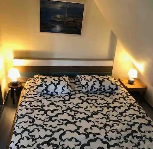 Charment De 45 M2 Renove Et Moderne