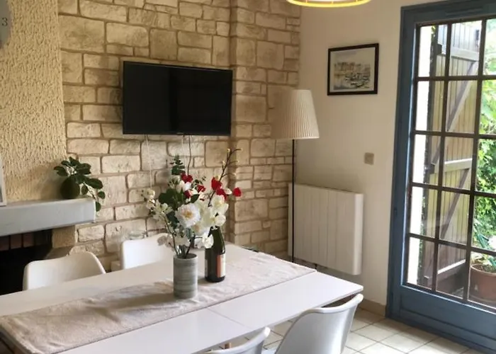 Charment De 45 M2 Renove Et Moderne * ヴィレ・シュル・メール